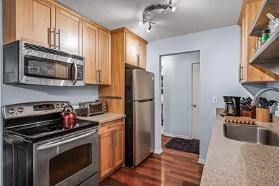 1901 Emerson Avenue S #303, Minneapolis, MN 55403 - Photo 7