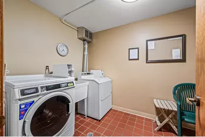 1901 Emerson Avenue S #303, Minneapolis, MN 55403 - Photo 21