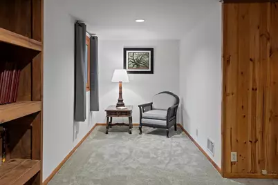 2164 Overlook Drive, Bloomington, MN 55431 - Photo 15