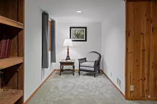 2164 Overlook Dr, Bloomington, MN 55431 - Photo 15