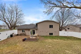 8196 Custers Trl, Inver Grove Heights, MN 55076 - Photo 25