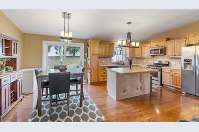 8196 Custers Trail, Inver Grove Heights, MN 55076 - Photo 5