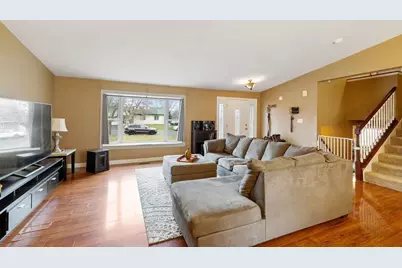 8196 Custers Trail, Inver Grove Heights, MN 55076 - Photo 7