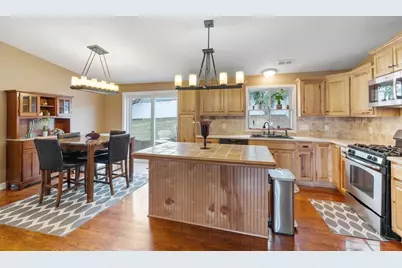 8196 Custers Trail, Inver Grove Heights, MN 55076 - Photo 9