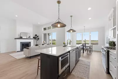 2950 Prairie Farms Circle S, Fargo, ND 58104 - Photo 7