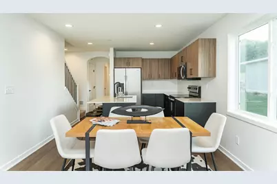 1085 Century Village Lane NE, Rochester, MN 55906 - Photo 9