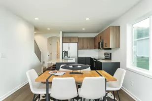 1085 Century Village Ln NE, Rochester, MN 55906 - Photo 9