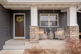 1167 Pinewood Trail, New Richmond, WI 54017 - Photo 3