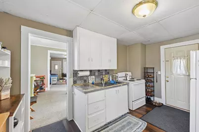 157 N Starr Avenue, New Richmond, WI 54017 - Photo 9