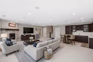 6284 Montee Dr, Eden Prairie, MN 55344 - Photo 35