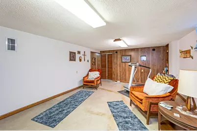 206 N 1st Avenue E, Truman, MN 56088 - Photo 21