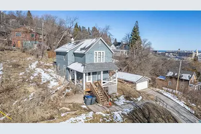 326 N 19th Avenue W, Duluth, MN 55806 - Photo 1