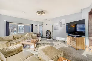 4450 38th Ave N, Robbinsdale, MN 55422 - Photo 5