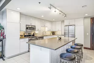 214 4th St E, Saint Paul, MN 55101 - Photo 11