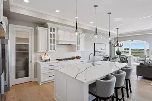 9115 Mills Ln, Chanhassen, MN 55317 - Photo 5