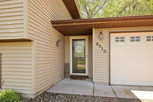 8910 Janero Ave S, Cottage Grove, MN 55016 - Photo 3