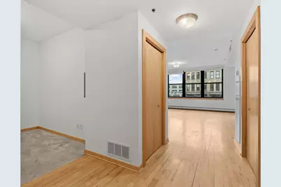 215 10th Avenue S #230, Minneapolis, MN 55415 - Photo 3