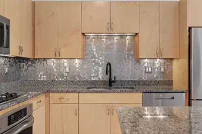 215 10th Avenue S #230, Minneapolis, MN 55415 - Photo 11