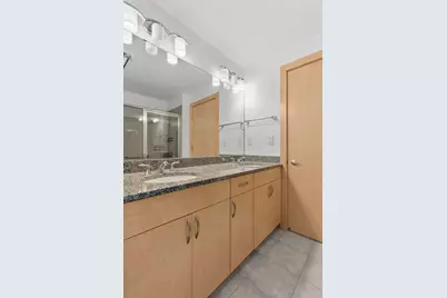 215 10th Avenue S #230, Minneapolis, MN 55415 - Photo 19