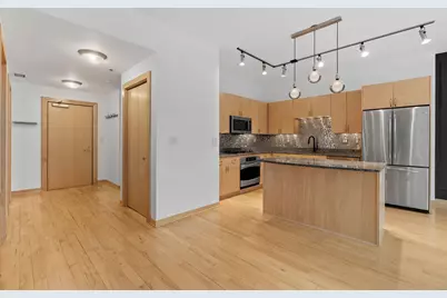 215 10th Avenue S #230, Minneapolis, MN 55415 - Photo 5