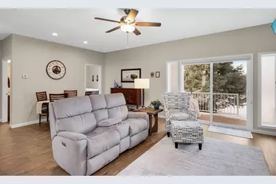 4130 Blakewood Drive, Shakopee, MN 55379 - Photo 9