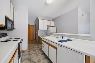 2711 Mallard Drive, Woodbury, MN 55125 - Photo 9