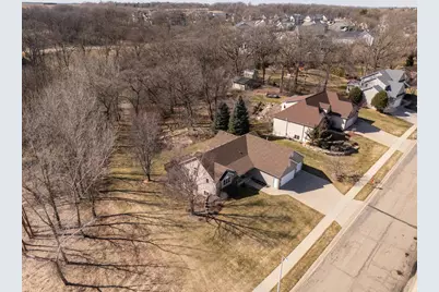 4931 Scenic View Drive SW, Rochester, MN 55902 - Photo 3