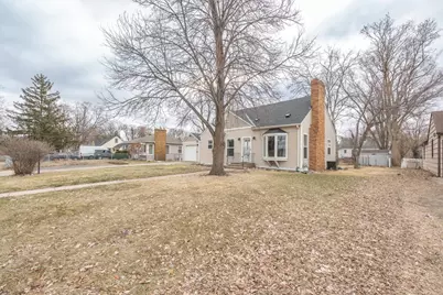 5312 Lilac Drive N, Brooklyn Center, MN 55430 - Photo 3