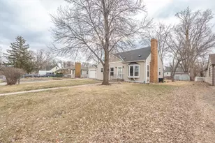 5312 Lilac Dr N, Brooklyn Center, MN 55430 - Photo 3