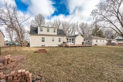 5312 Lilac Drive N, Brooklyn Center, MN 55430 - Photo 15