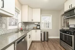 5312 Lilac Dr N, Brooklyn Center, MN 55430 - Photo 7