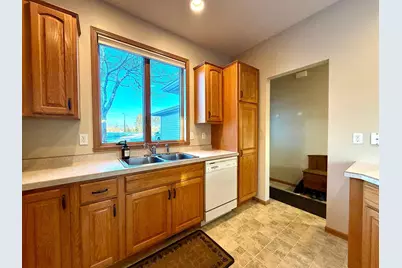 408 Rako Street SW, Bemidji, MN 56601 - Photo 7