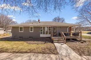 205 Baker St W, Saint Paul, MN 55107 - Photo 1