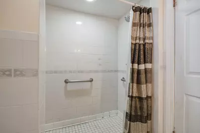 205 Baker Street W, Saint Paul, MN 55107 - Photo 17