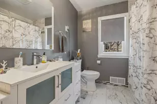 205 Baker St W, Saint Paul, MN 55107 - Photo 11