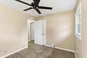 159 County Rd C2 W, Roseville, MN 55113 - Photo 19