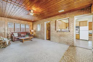 4108 Halifax Ave N, Robbinsdale, MN 55422 - Photo 3