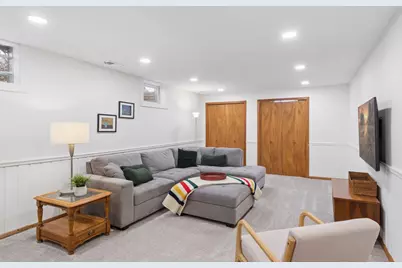 2320 Valders Avenue N, Golden Valley, MN 55427 - Photo 27