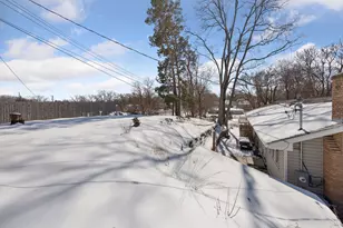 2320 Valders Ave N, Golden Valley, MN 55427 - Photo 33