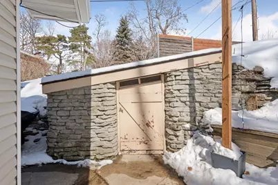 2320 Valders Avenue N, Golden Valley, MN 55427 - Photo 37