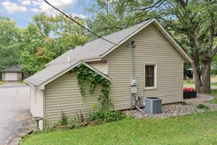 1644 Princeton Ave, Saint Louis Park, MN 55416 - Photo 43