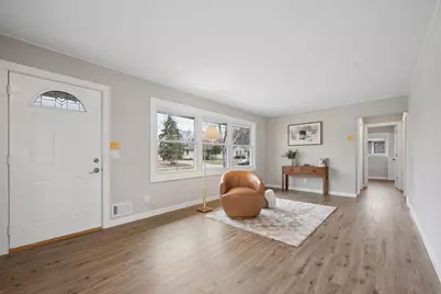 3500 72nd Avenue N, Brooklyn Center, MN 55429 - Photo 5