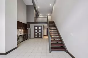 214 4th St E, Saint Paul, MN 55101 - Photo 9