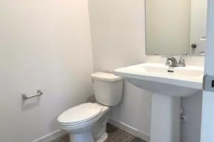 4975 Airlake Dr, Woodbury, MN 55129 - Photo 15