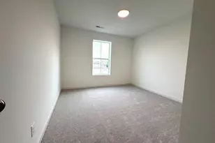 4975 Airlake Dr, Woodbury, MN 55129 - Photo 13