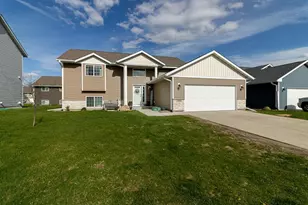 709 Mulligan St, Mankato, MN 56001 - Photo 1