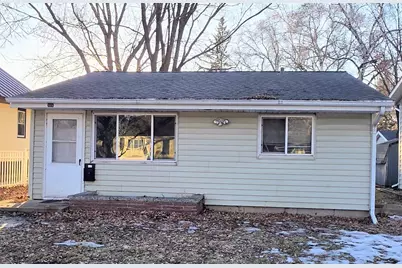 105 31st Avenue N, Saint Cloud, MN 56303 - Photo 1