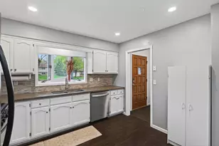 6442 Lancaster Ln N, Maple Grove, MN 55369 - Photo 5