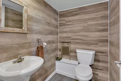 1304 9th Street SW, Willmar, MN 56201 - Photo 31