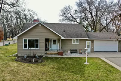 1304 9th Street SW, Willmar, MN 56201 - Photo 1